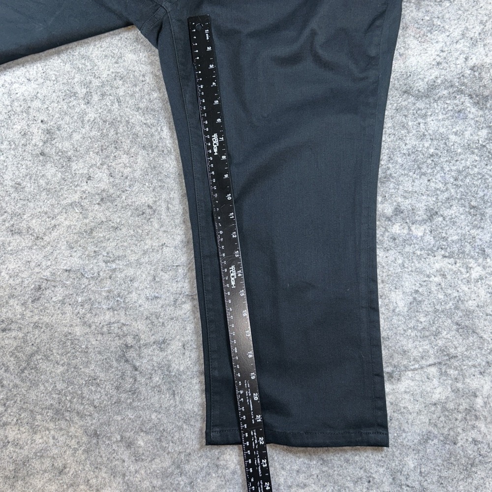Isaac Mizrahi Live! Ankle Pants Women's 22W Black Button 5 Pocket Casual - Picture 6 of 10